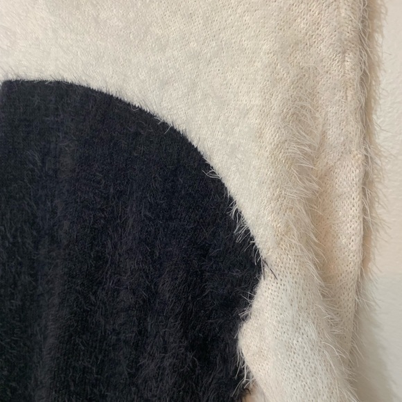 Gypsy Warrior Colorblock Cream Black Fuzzy Sweater - Picture 3 of 6